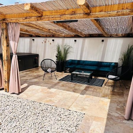 Villa 3 Mediaş Exteriér fotografie